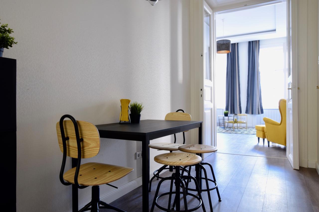 Standard Apartment By Hi5 - Dessewffy 39 Budapest Exteriör bild