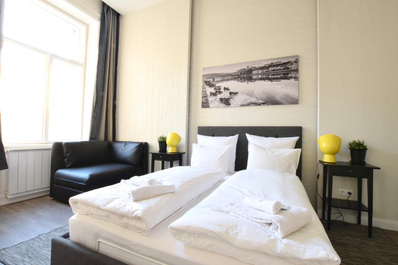 Standard Apartment By Hi5 - Dessewffy 39 Budapest Exteriör bild