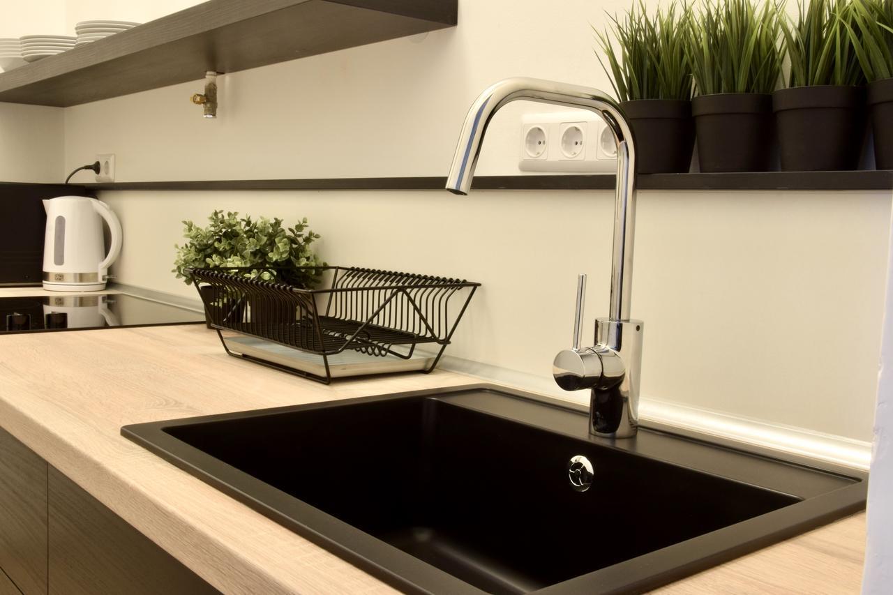 Standard Apartment By Hi5 - Dessewffy 39 Budapest Exteriör bild