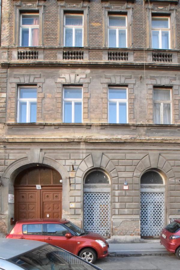 Standard Apartment By Hi5 - Dessewffy 39 Budapest Exteriör bild